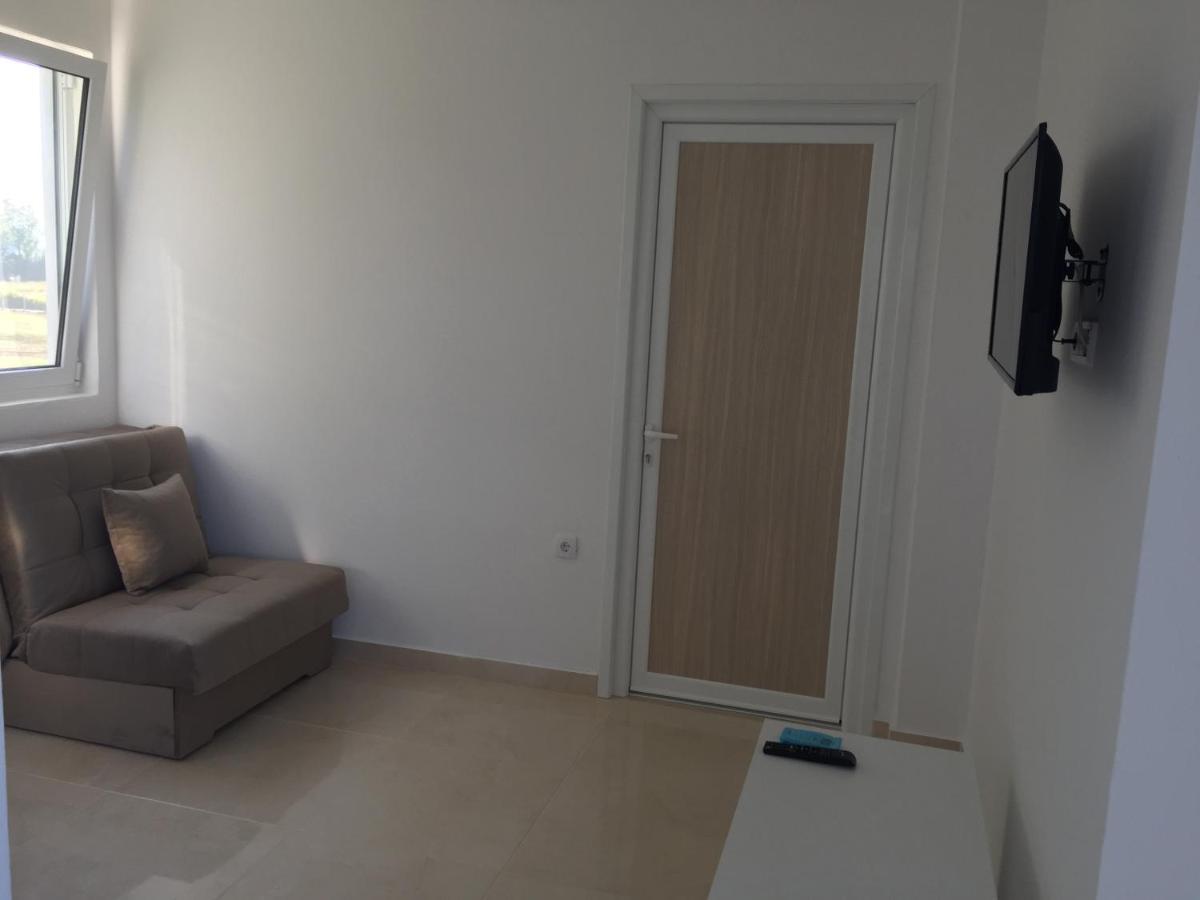 Mar Nero Apartments Bregvija Buitenkant foto