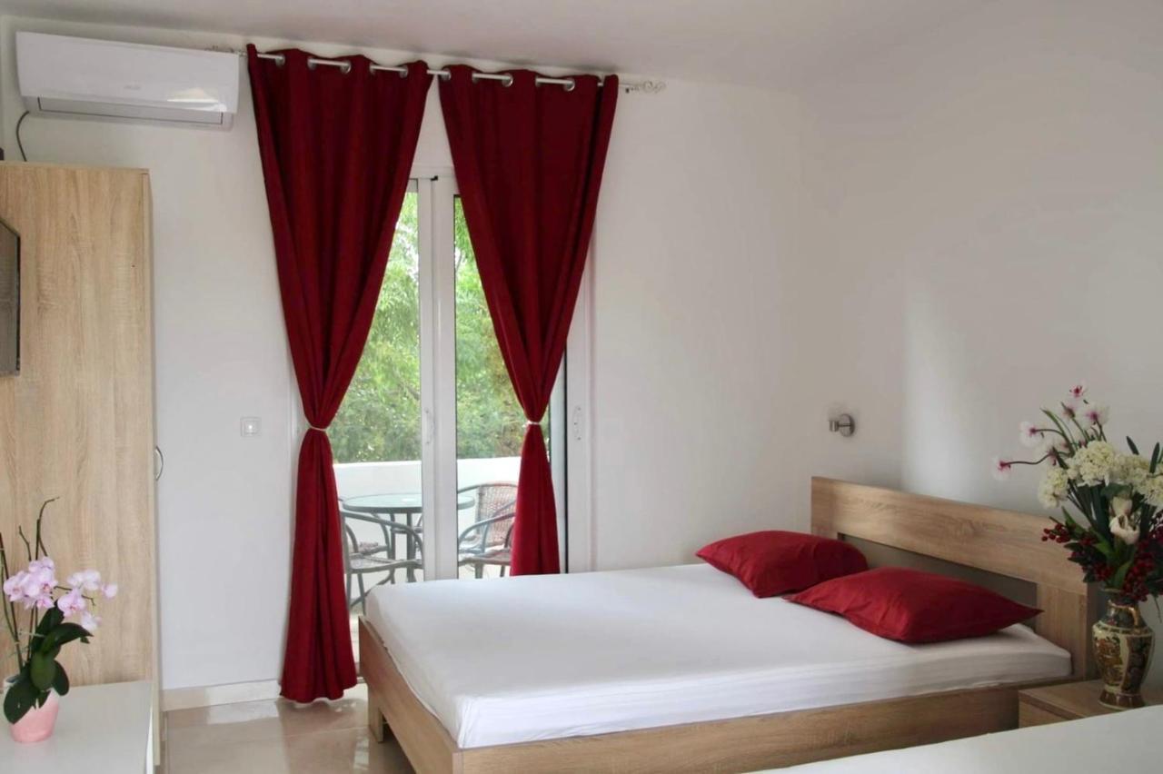 Mar Nero Apartments Bregvija Buitenkant foto