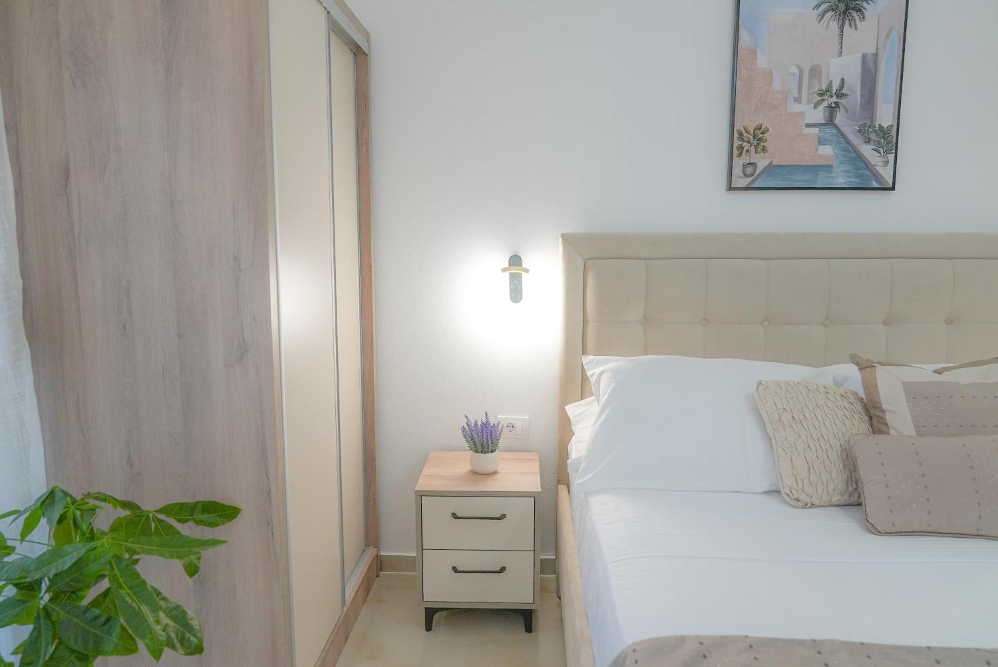 Mar Nero Apartments Bregvija Buitenkant foto