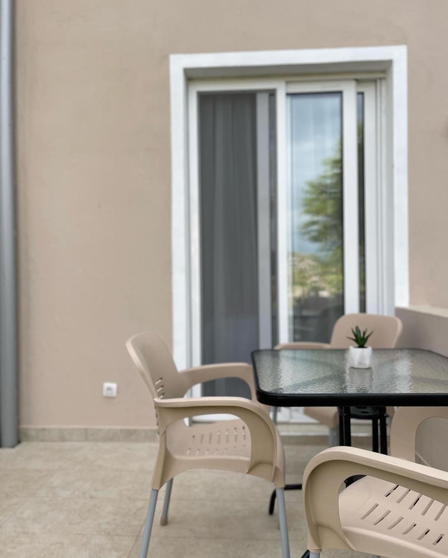 Mar Nero Apartments Bregvija Buitenkant foto